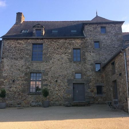 Chambre Independante Au Manoir De La Celinais Cote Cour Saint-Aubin-du-Cormier Eksteriør bilde